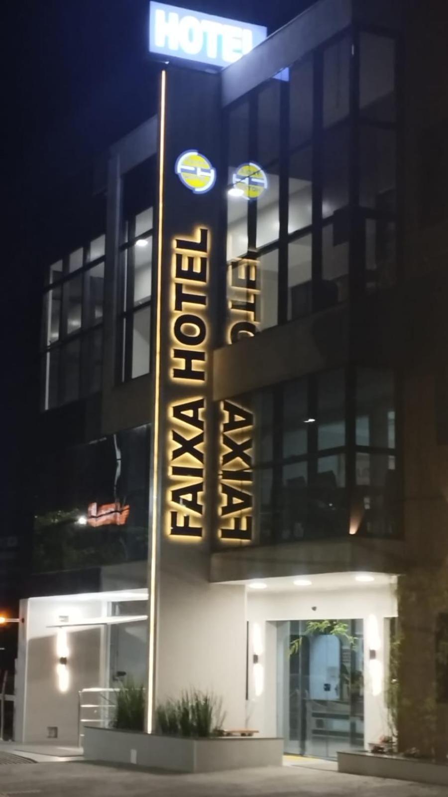Faixa Hotel Vitoria da Conquista Bagian luar foto